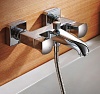 Смеситель для ванны короткий излив Bravat F678112C-01